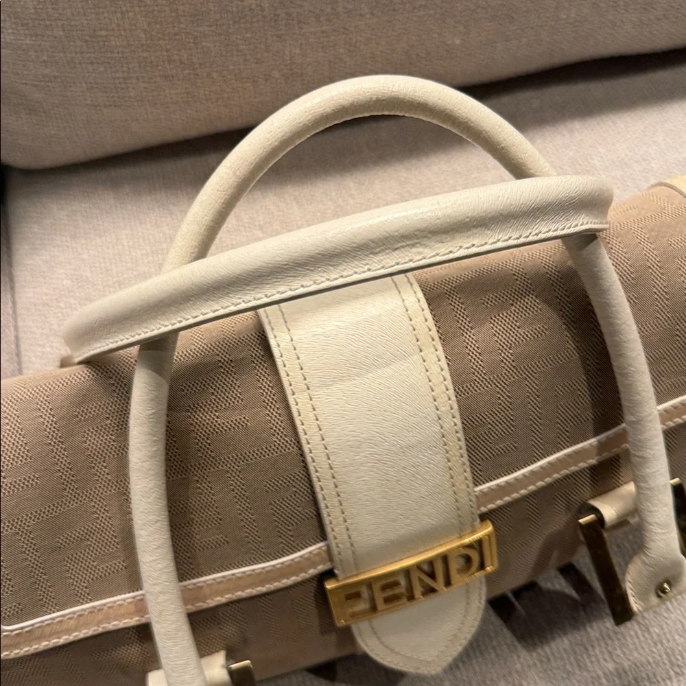 Auth Fendi Zucca Brown Monogram Shadow Shoulder Bag beige and white